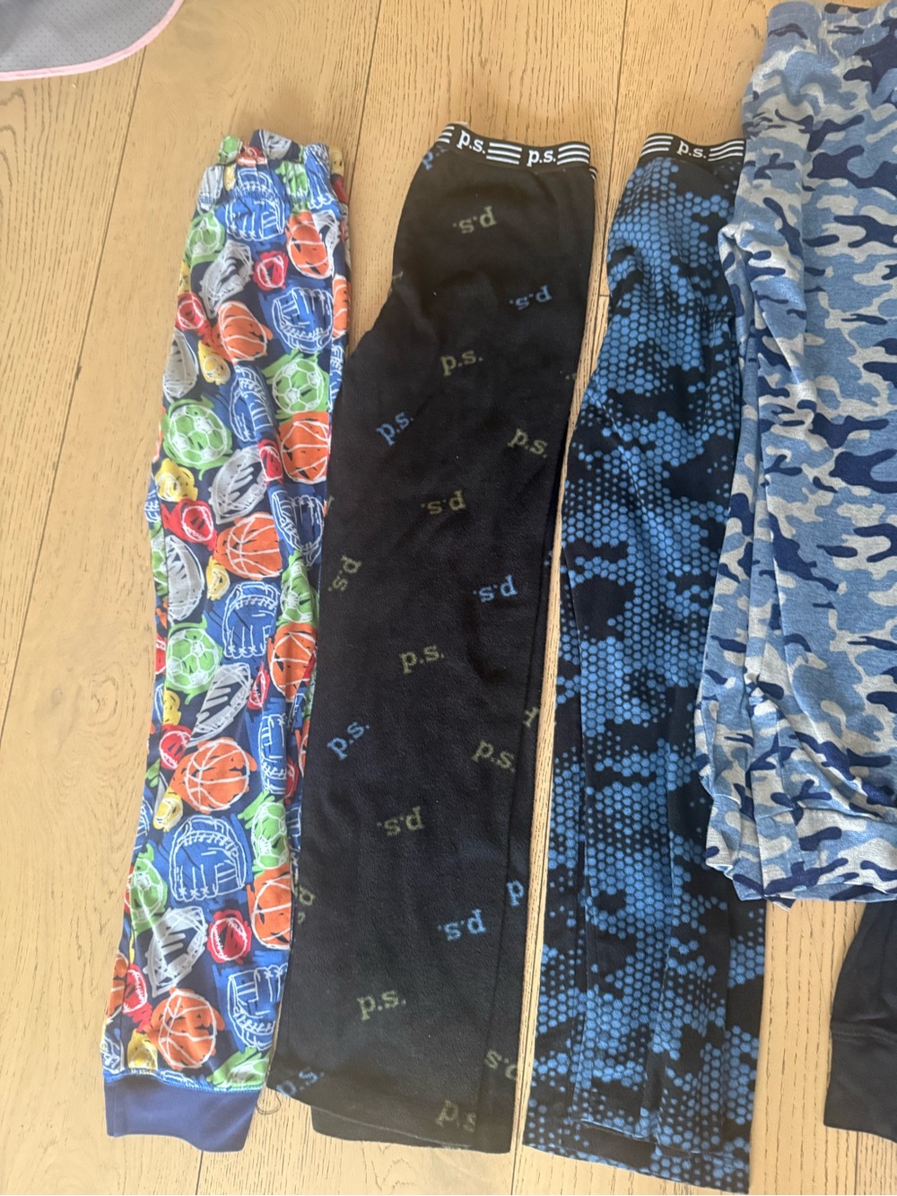 Bundle of eight kids boys size 10/12  Pajama Set - Multicolor Sleepwear - Picture 7 of 8